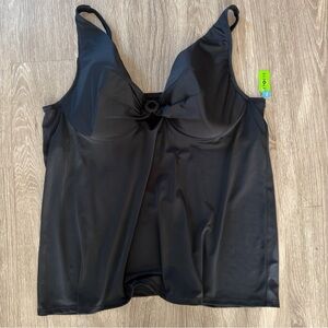 Lane Bryant black tankini swim top sz 44DD